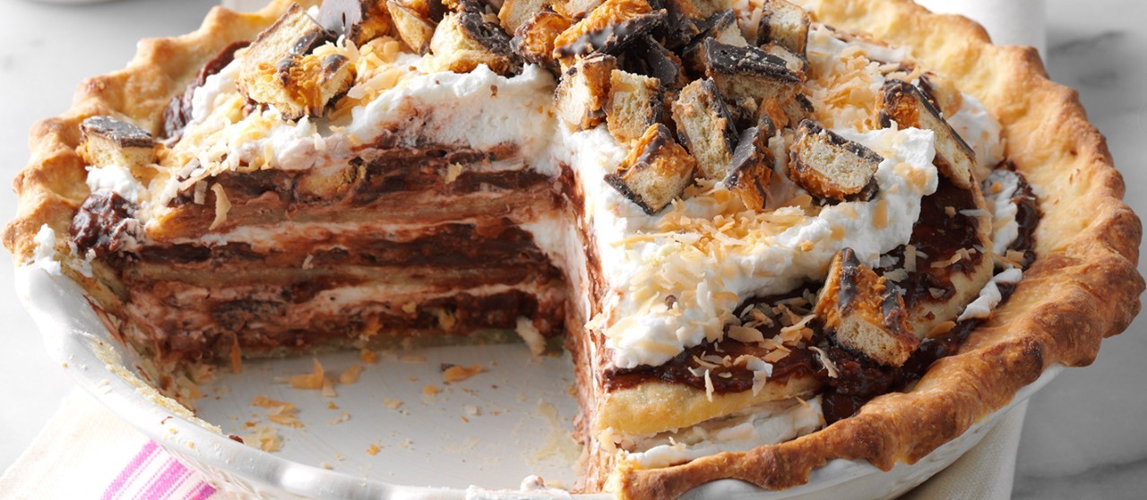 Chocolate-Coconut-Chantilly-Pie