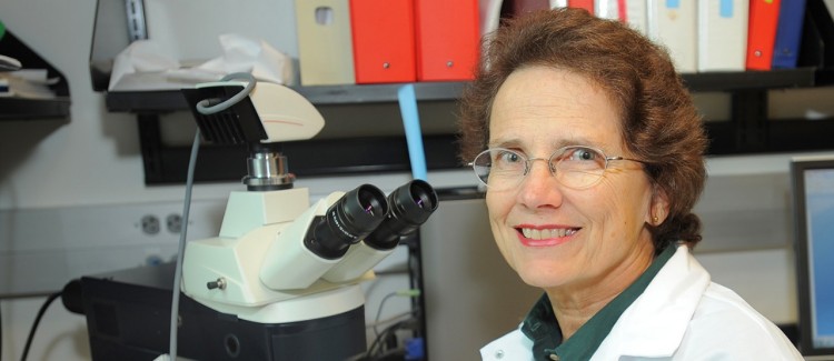 Girl Scouts Alum Dr. Elaine Hardman